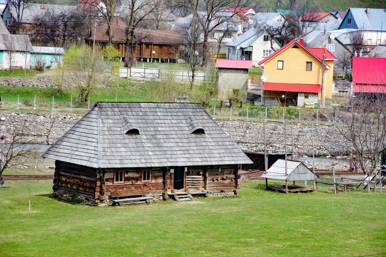 Коло Гір Hotel โกโลชาวา ภายนอก รูปภาพ
